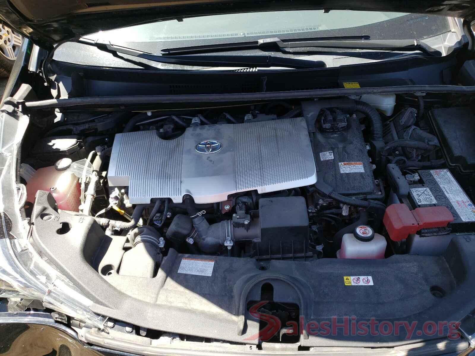 JTDKBRFUXJ3584716 2018 TOYOTA PRIUS