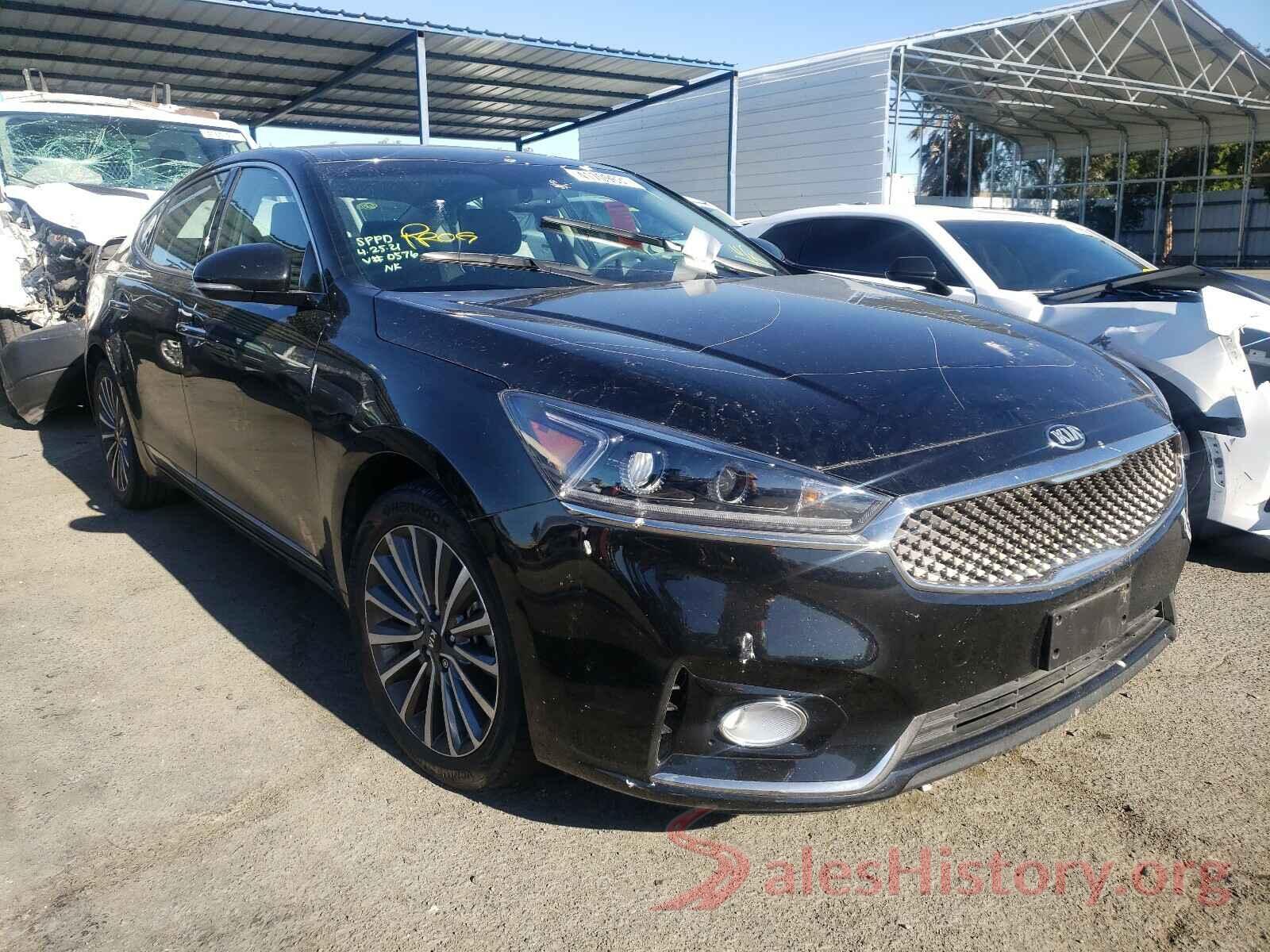 KNALB4J1XK5150576 2019 KIA CADENZA