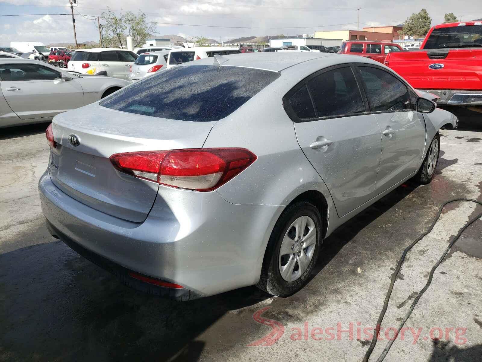 3KPFK4A76HE039900 2017 KIA FORTE