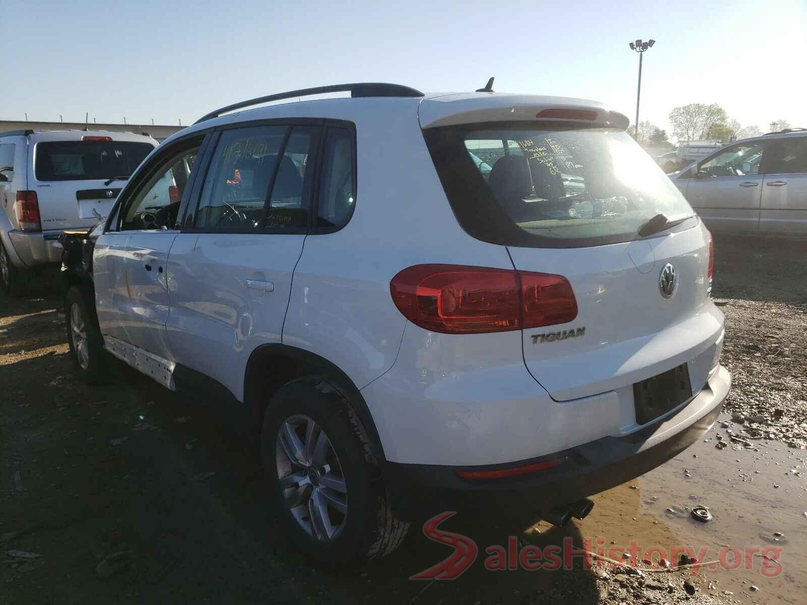 WVGBV7AXXGW587888 2016 VOLKSWAGEN TIGUAN