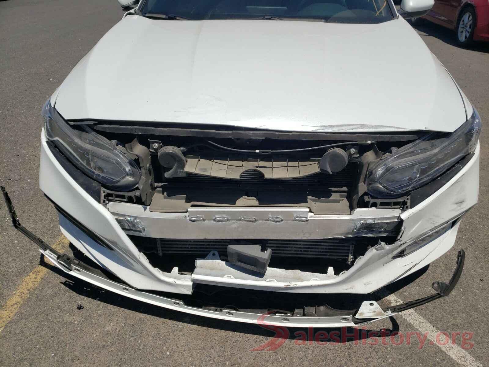 1HGCV1F3XJA155450 2018 HONDA ACCORD