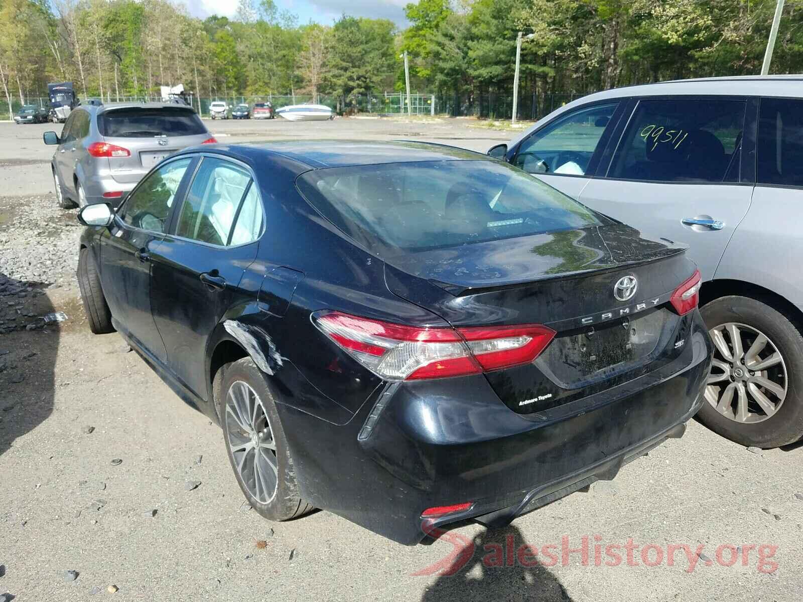 4T1B11HK0JU025598 2018 TOYOTA CAMRY