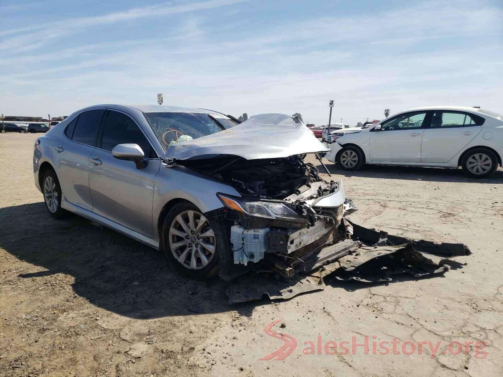 4T1B11HK6JU620195 2018 TOYOTA CAMRY