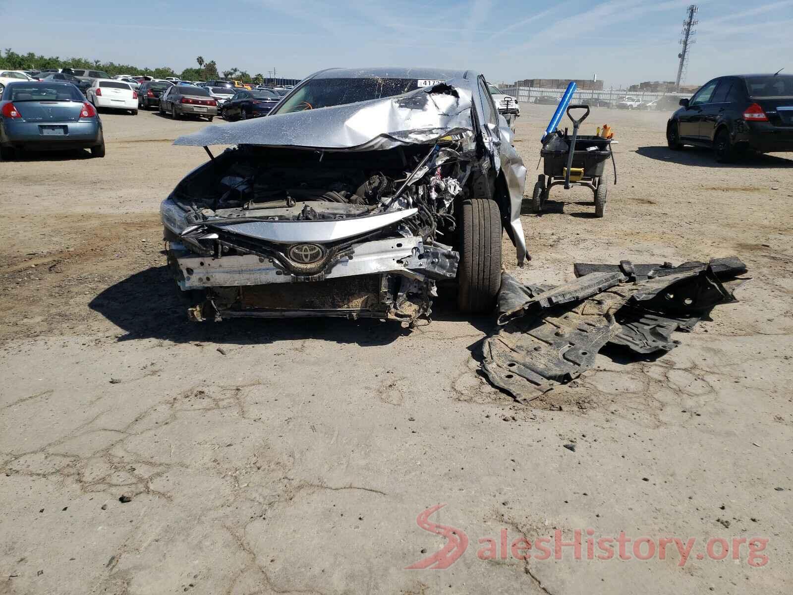 4T1B11HK6JU620195 2018 TOYOTA CAMRY