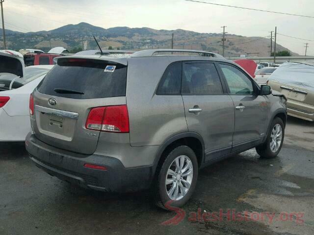 5XYKUDA20BG087352 2011 KIA SORENTO EX