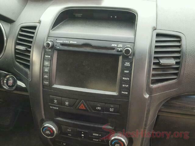 5XYKUDA20BG087352 2011 KIA SORENTO EX