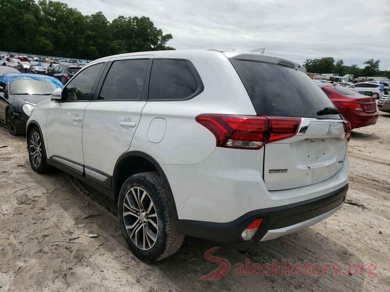 JA4AZ3A3XJZ000907 2018 MITSUBISHI OUTLANDER