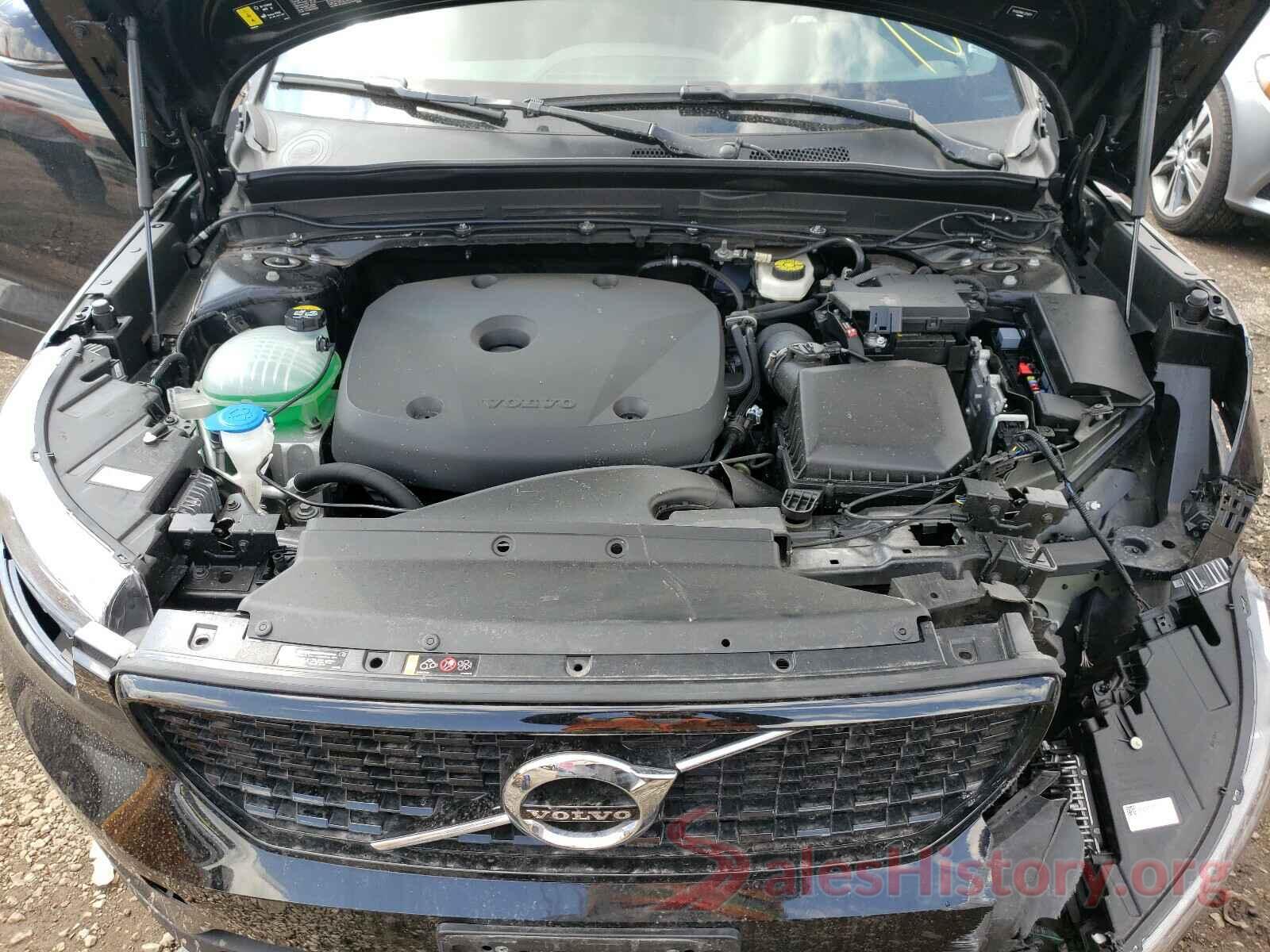 YV4162UM4L2234871 2020 VOLVO XC40