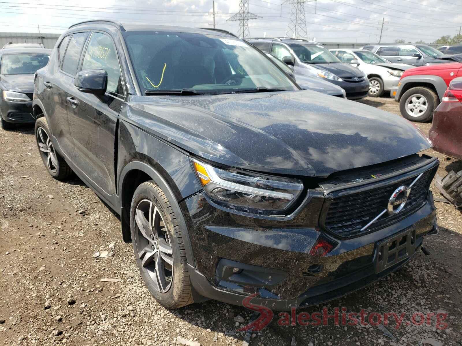 YV4162UM4L2234871 2020 VOLVO XC40