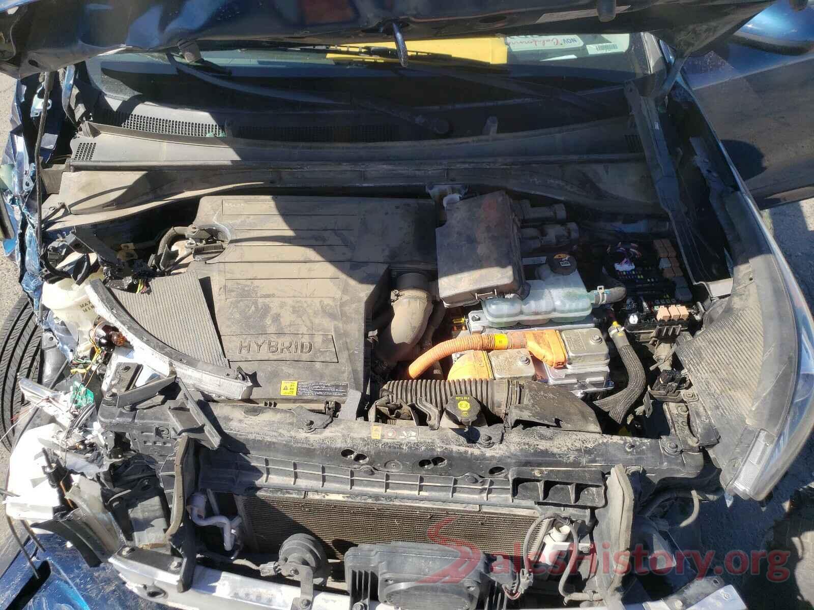 KNDCB3LC0J5211119 2018 KIA NIRO