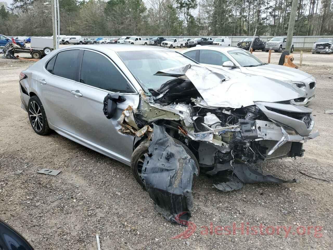 4T1B11HK3KU252589 2019 TOYOTA CAMRY