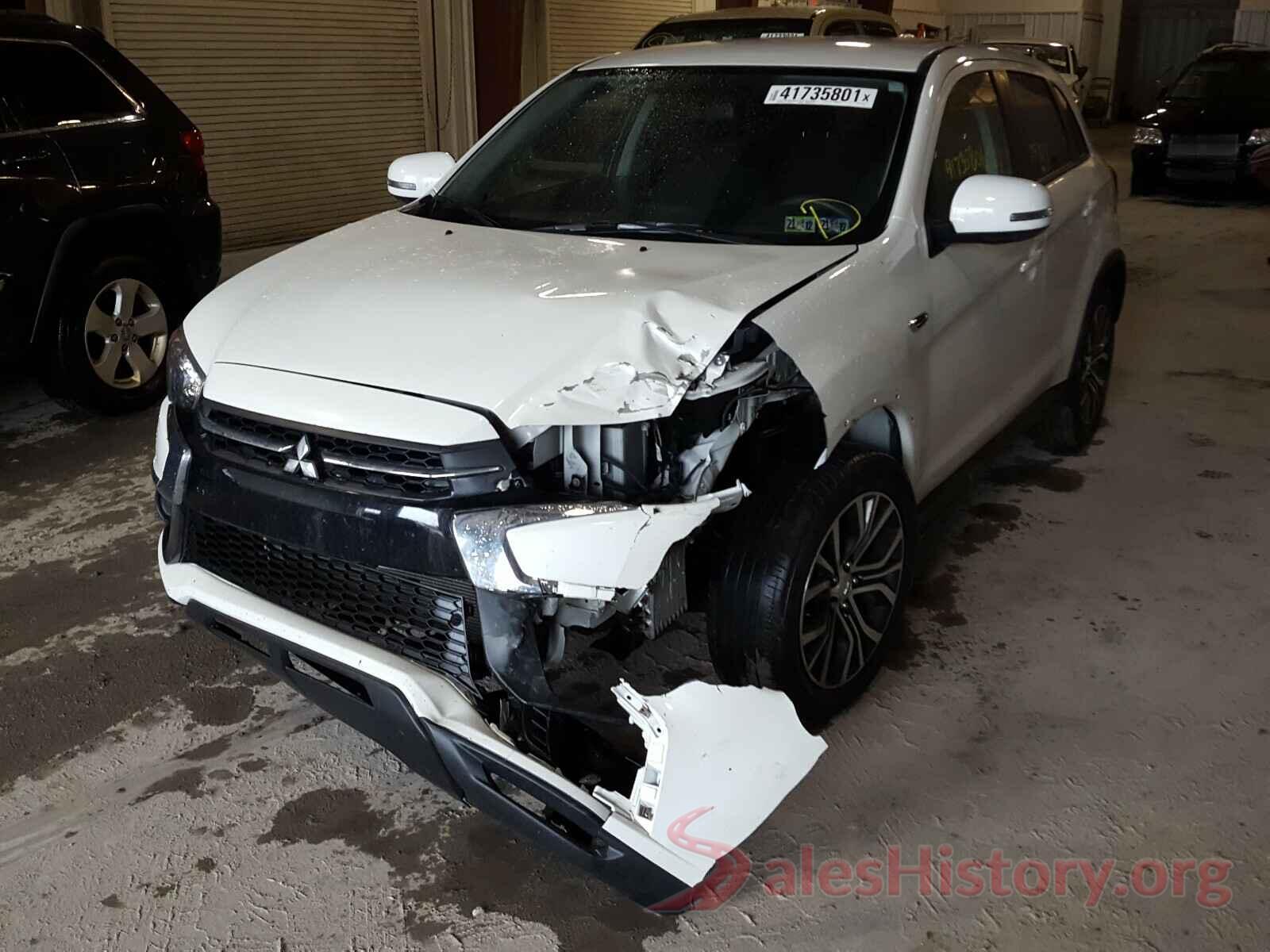 JA4AR3AU8JU023379 2018 MITSUBISHI OUTLANDER