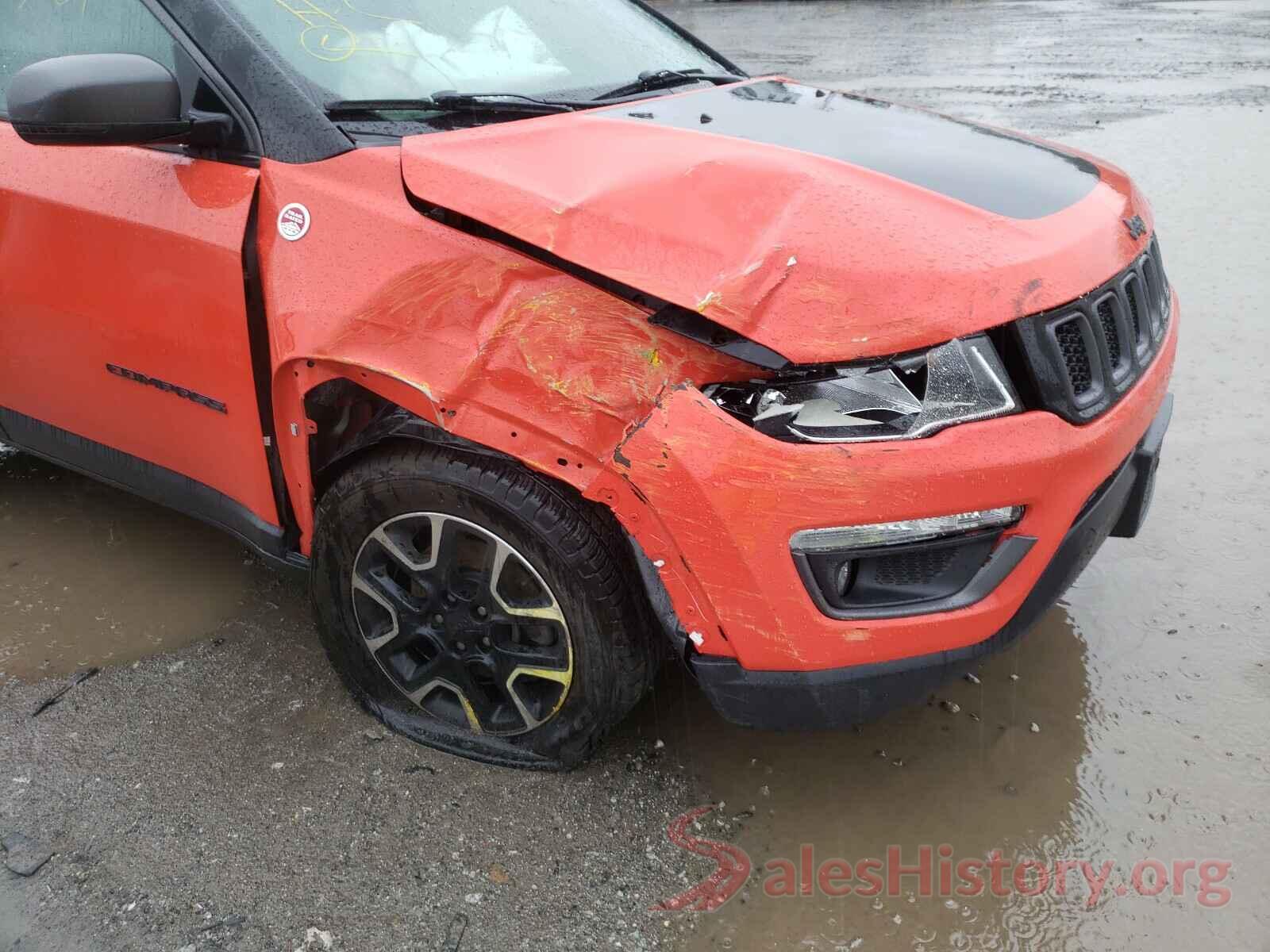 3C4NJDDB0JT342879 2018 JEEP COMPASS