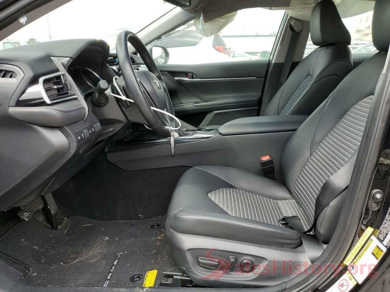 4T1B11HKXJU063761 2018 TOYOTA CAMRY