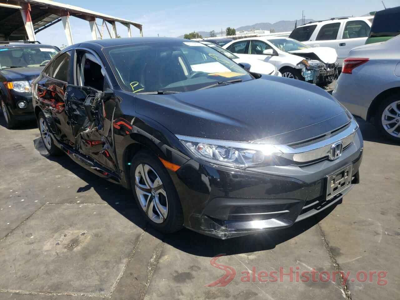 2HGFC2F52JH588658 2018 HONDA CIVIC