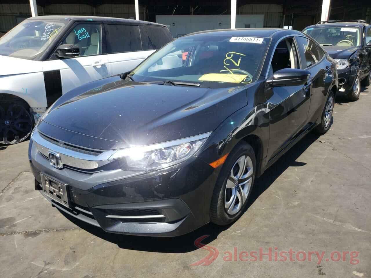 2HGFC2F52JH588658 2018 HONDA CIVIC