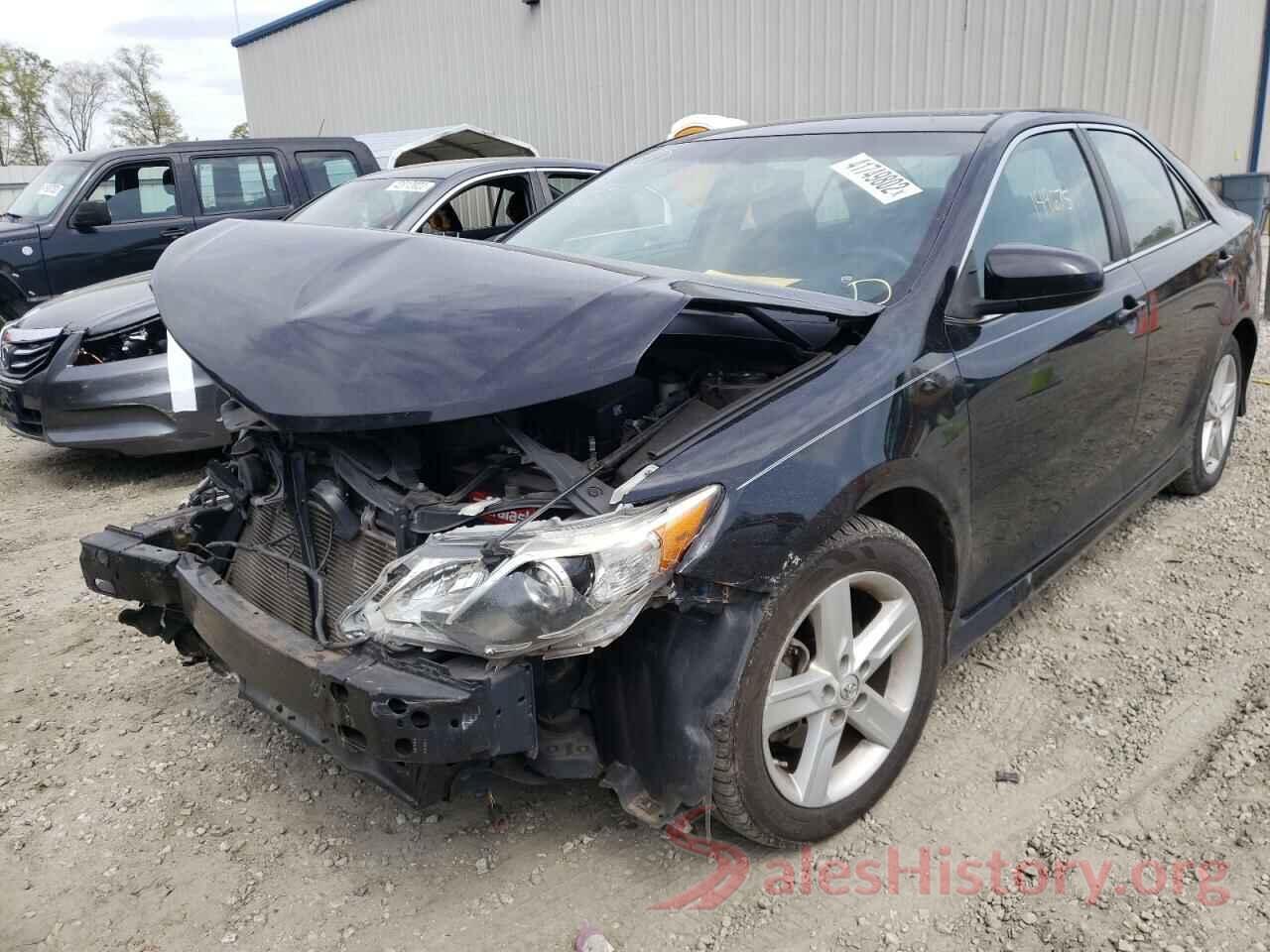 4T1BF1FK2EU825748 2014 TOYOTA CAMRY