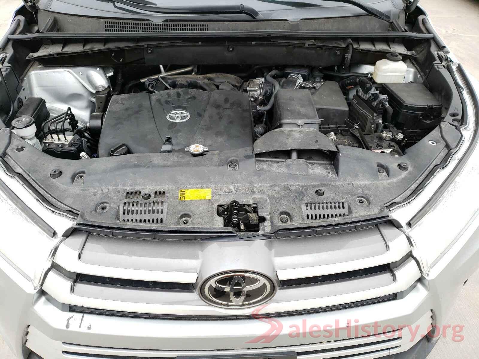 5TDBZRFH5KS974007 2019 TOYOTA HIGHLANDER