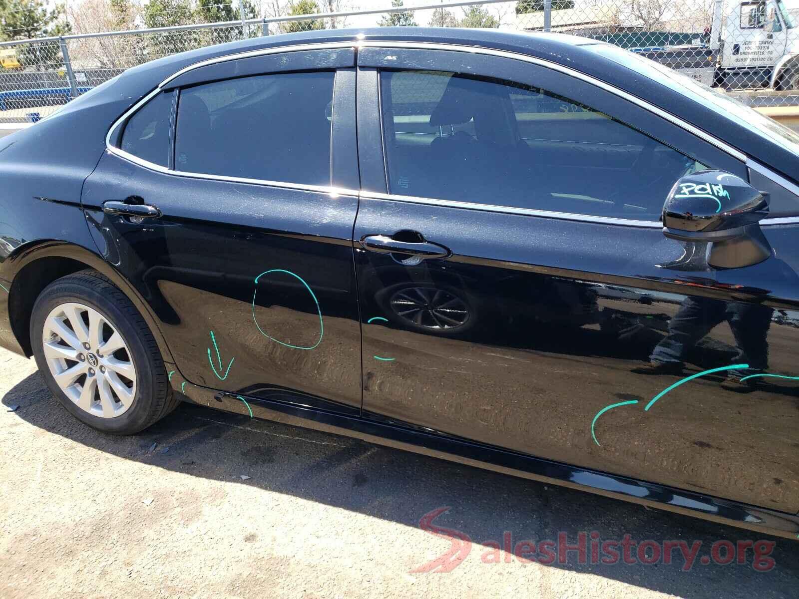 4T1B11HK9JU117258 2018 TOYOTA CAMRY