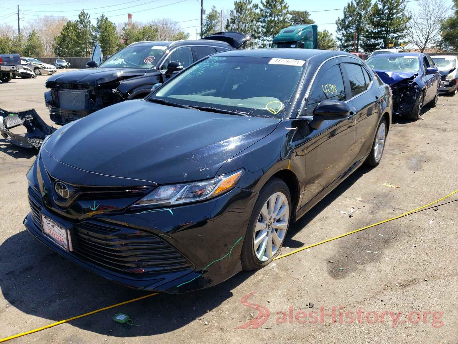 4T1B11HK9JU117258 2018 TOYOTA CAMRY