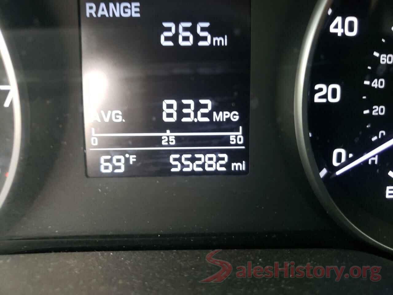 5NPD74LF5HH105779 2017 HYUNDAI ELANTRA