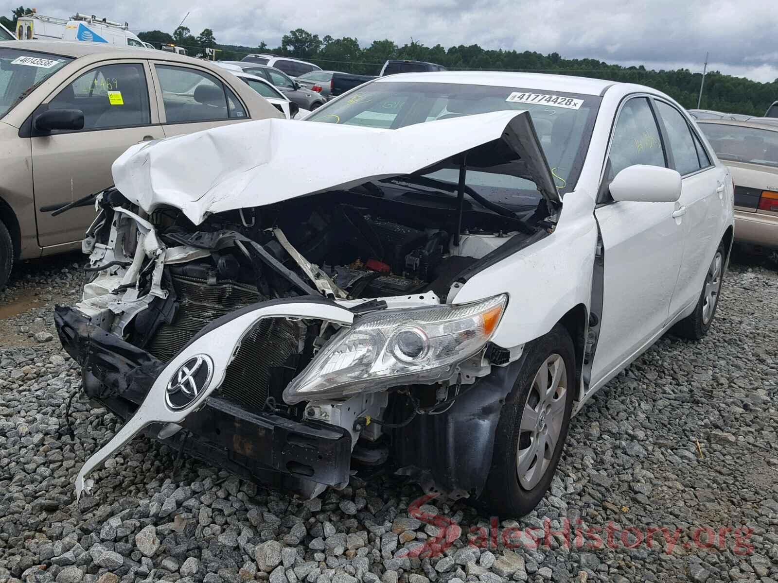 4T1BF3EK1BU649395 2011 TOYOTA CAMRY BASE