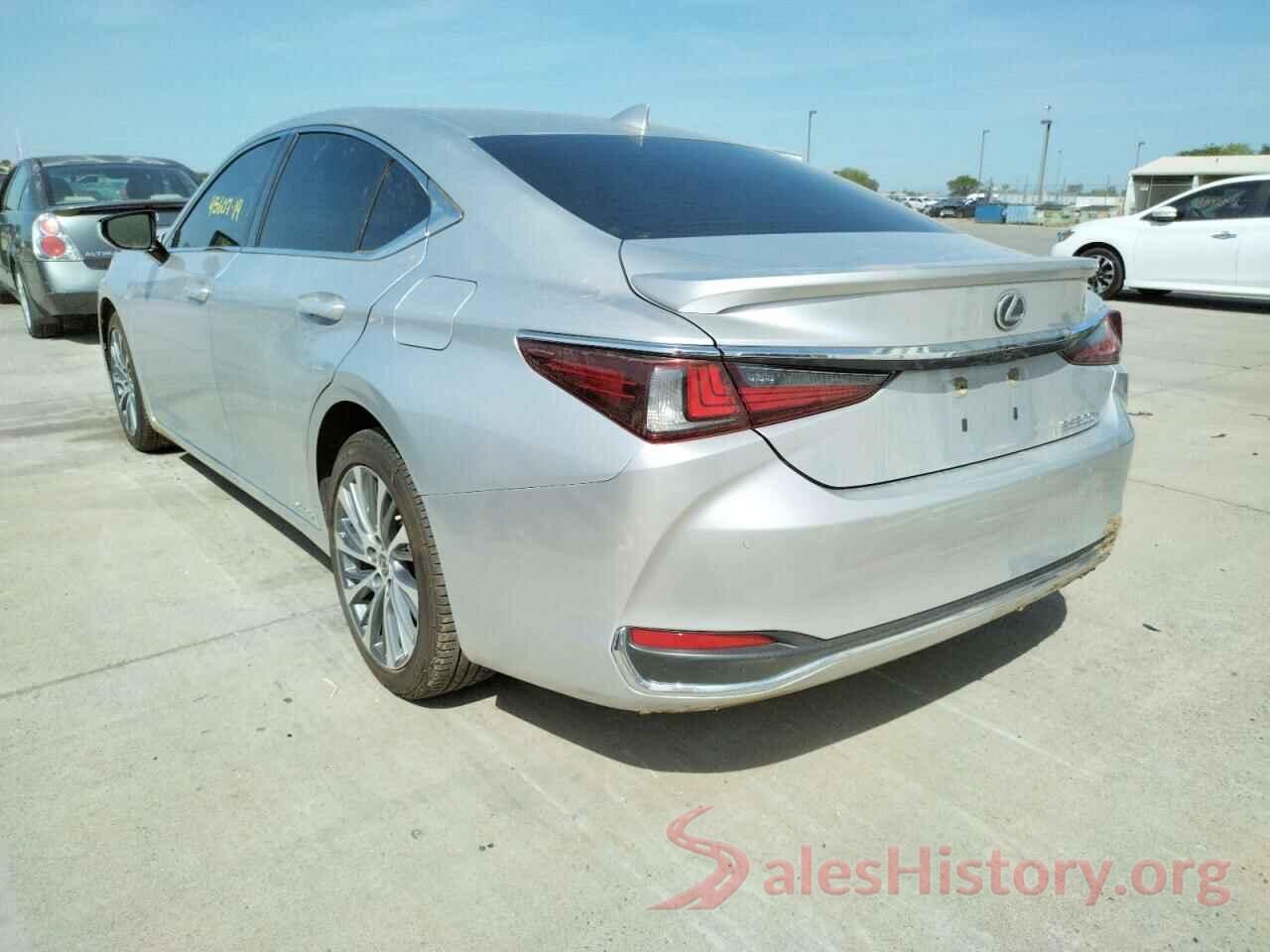 58AB21B16KU002611 2019 LEXUS ES300