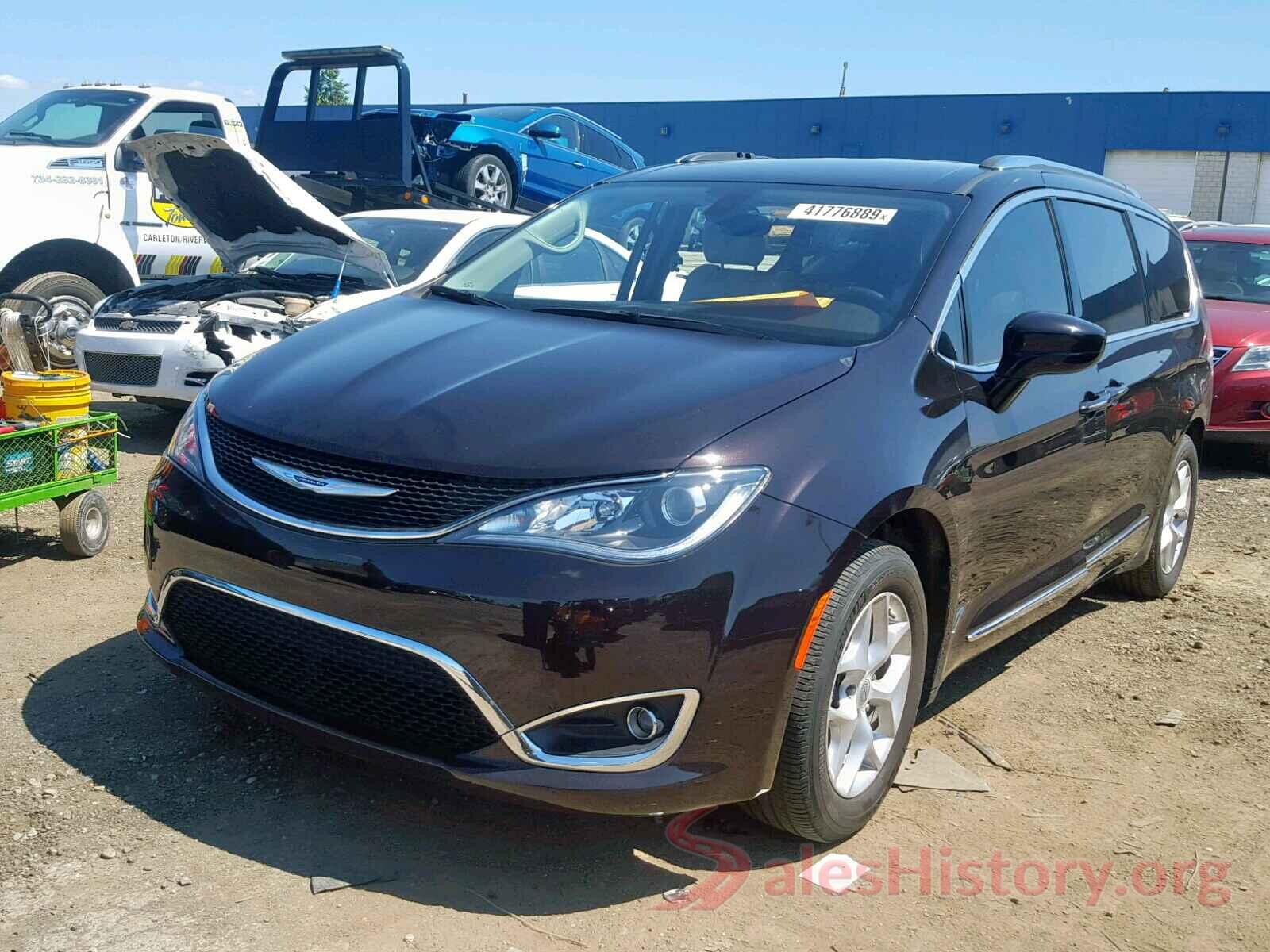 2C4RC1EG5HR644010 2017 CHRYSLER PACIFICA