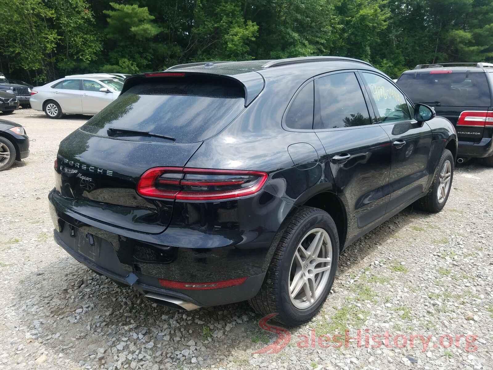 WP1AA2A57JLB04541 2018 PORSCHE MACAN