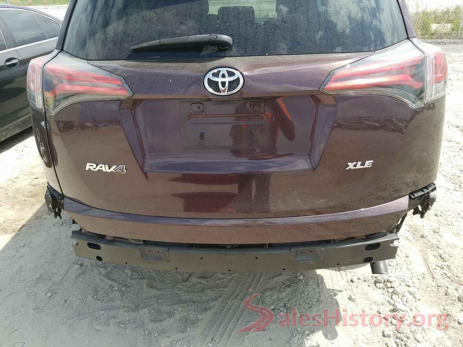 2T3WFREV9JW428809 2018 TOYOTA RAV4