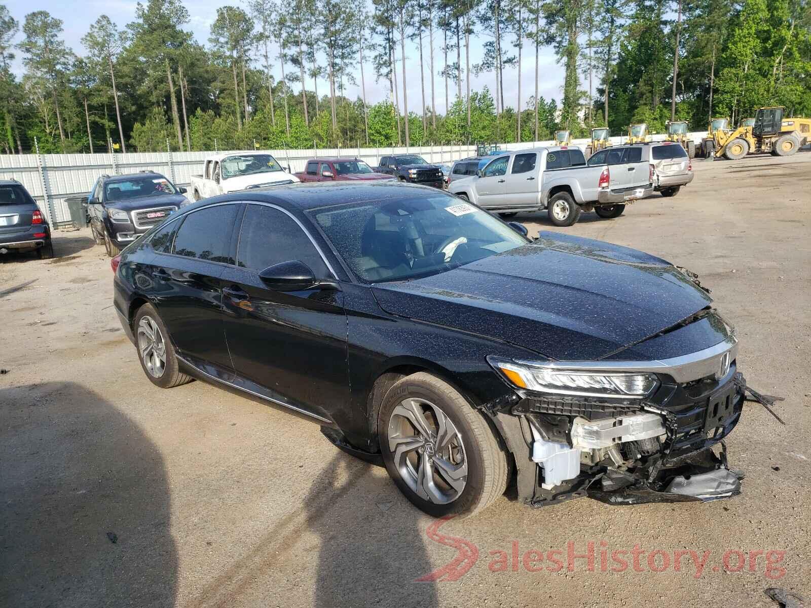 1HGCV1F49JA100030 2018 HONDA ACCORD