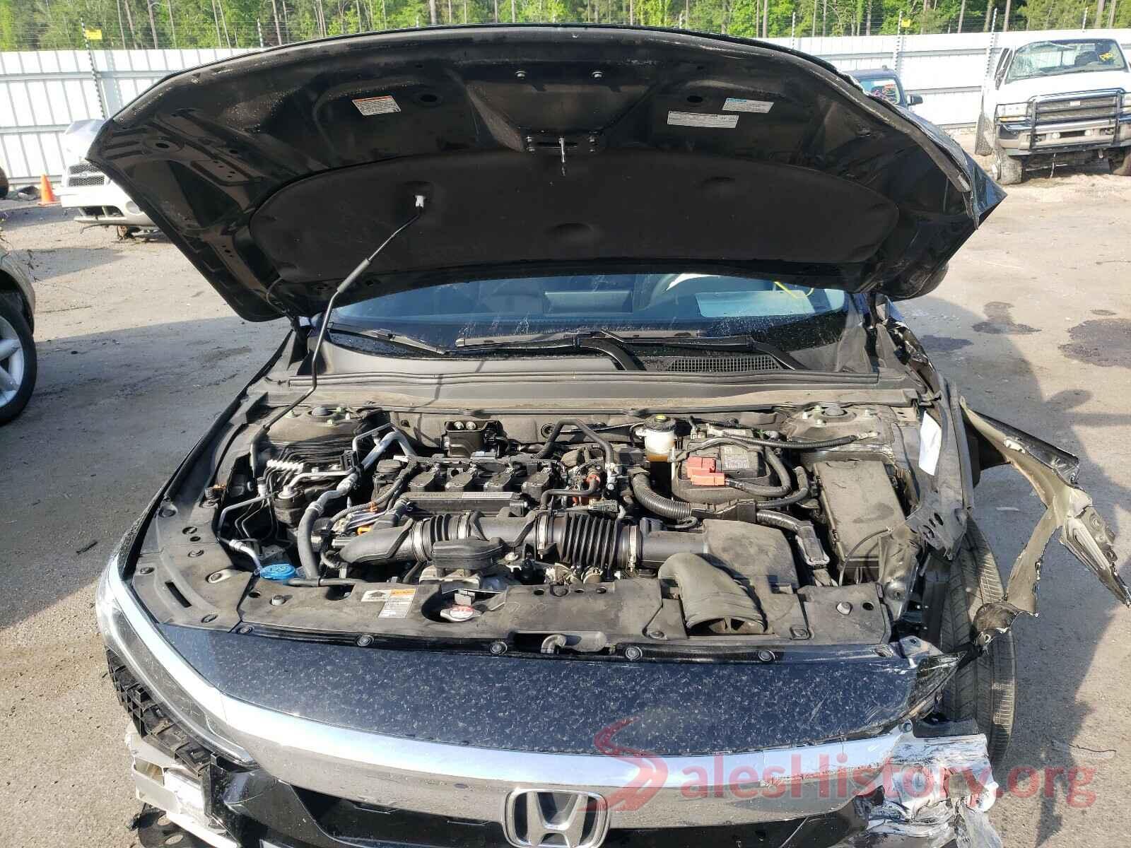 1HGCV1F49JA100030 2018 HONDA ACCORD