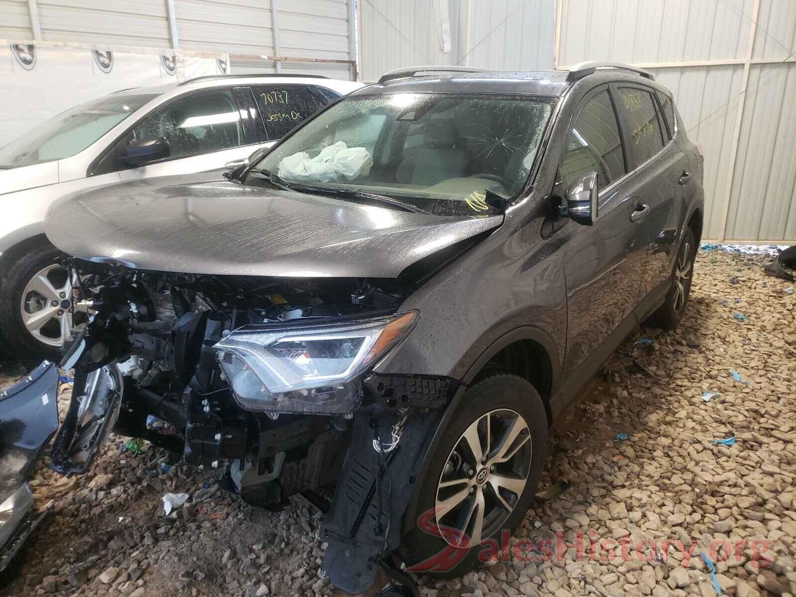 JTMWFREV4JD127846 2018 TOYOTA RAV4