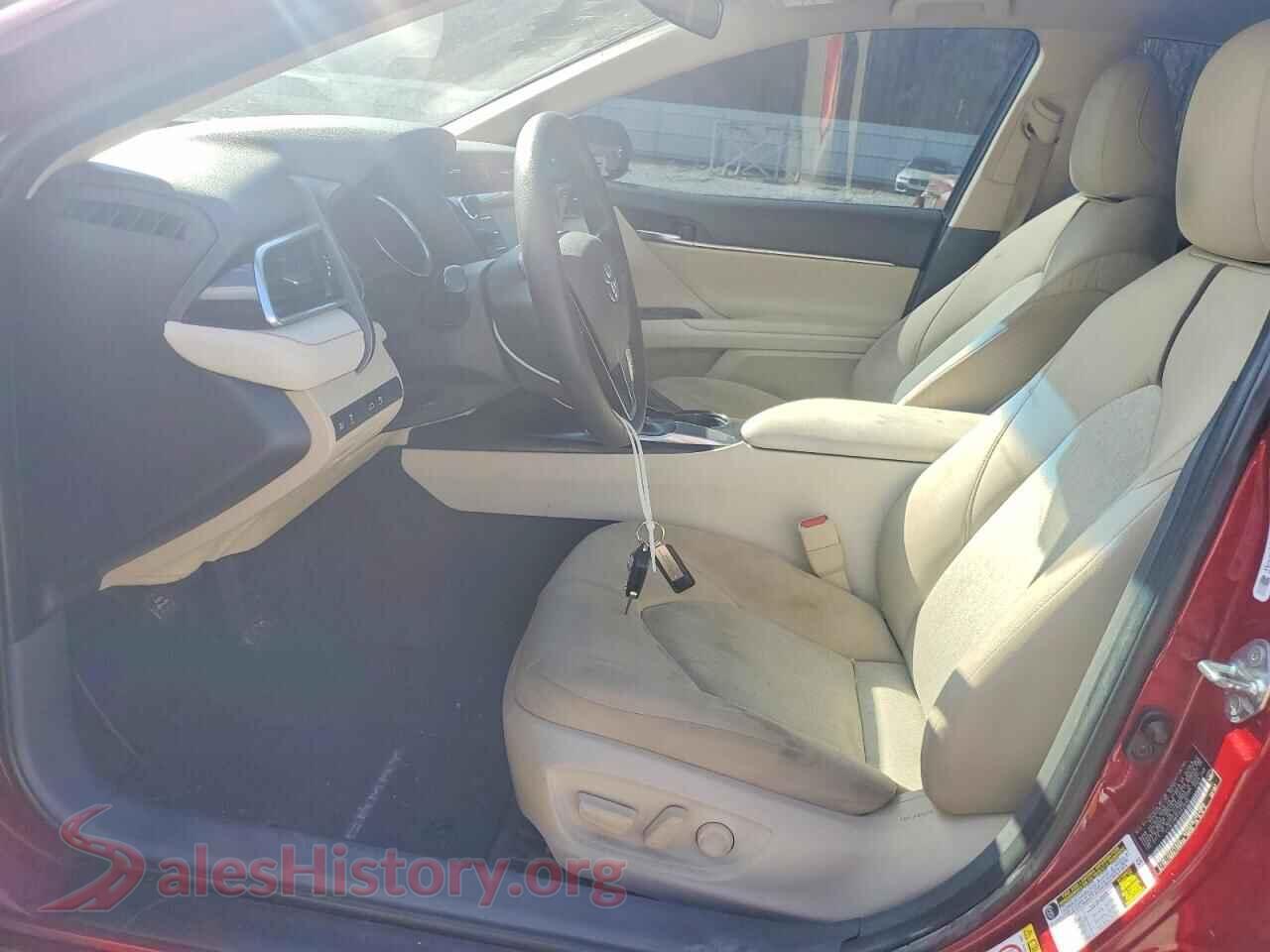 2018 TOYOTA CAMRY VIN 4T1B11HK2JU535550, engine bay