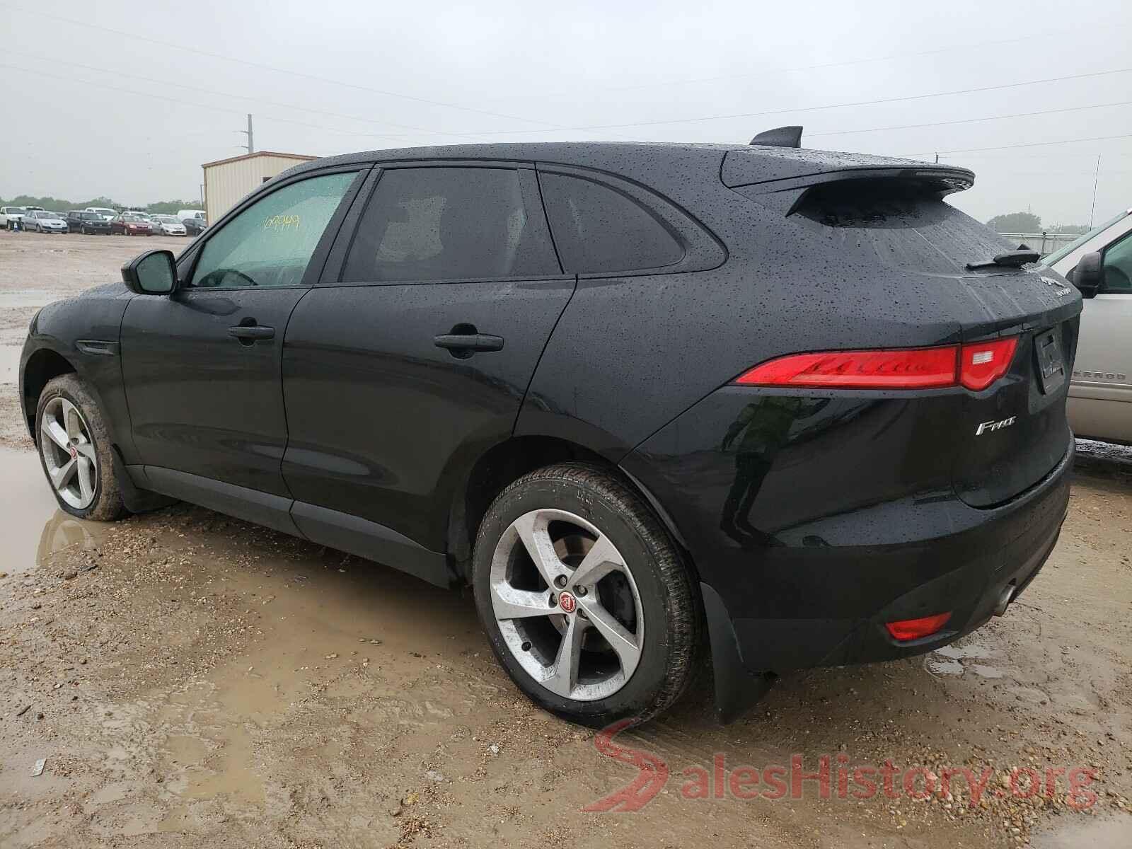 SADCJ2BV5HA068044 2017 JAGUAR F-PACE