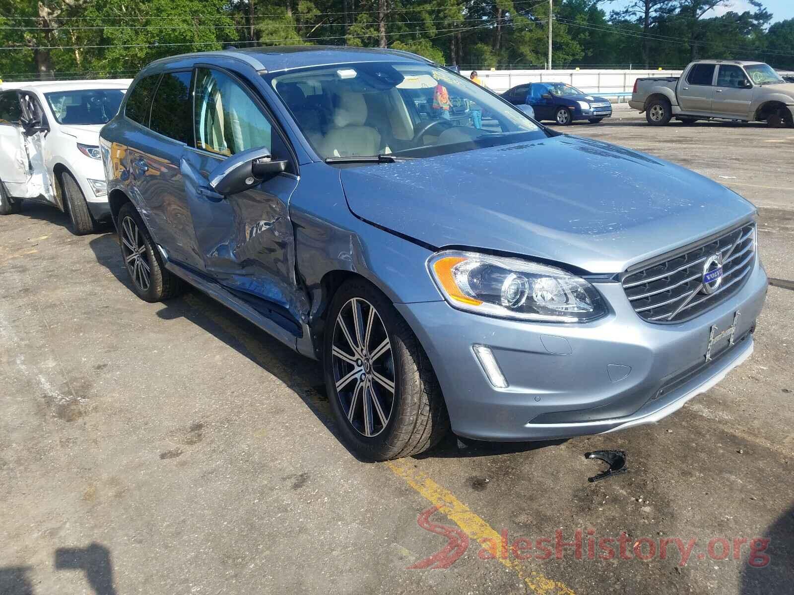 YV449MRU4H2039451 2017 VOLVO XC60