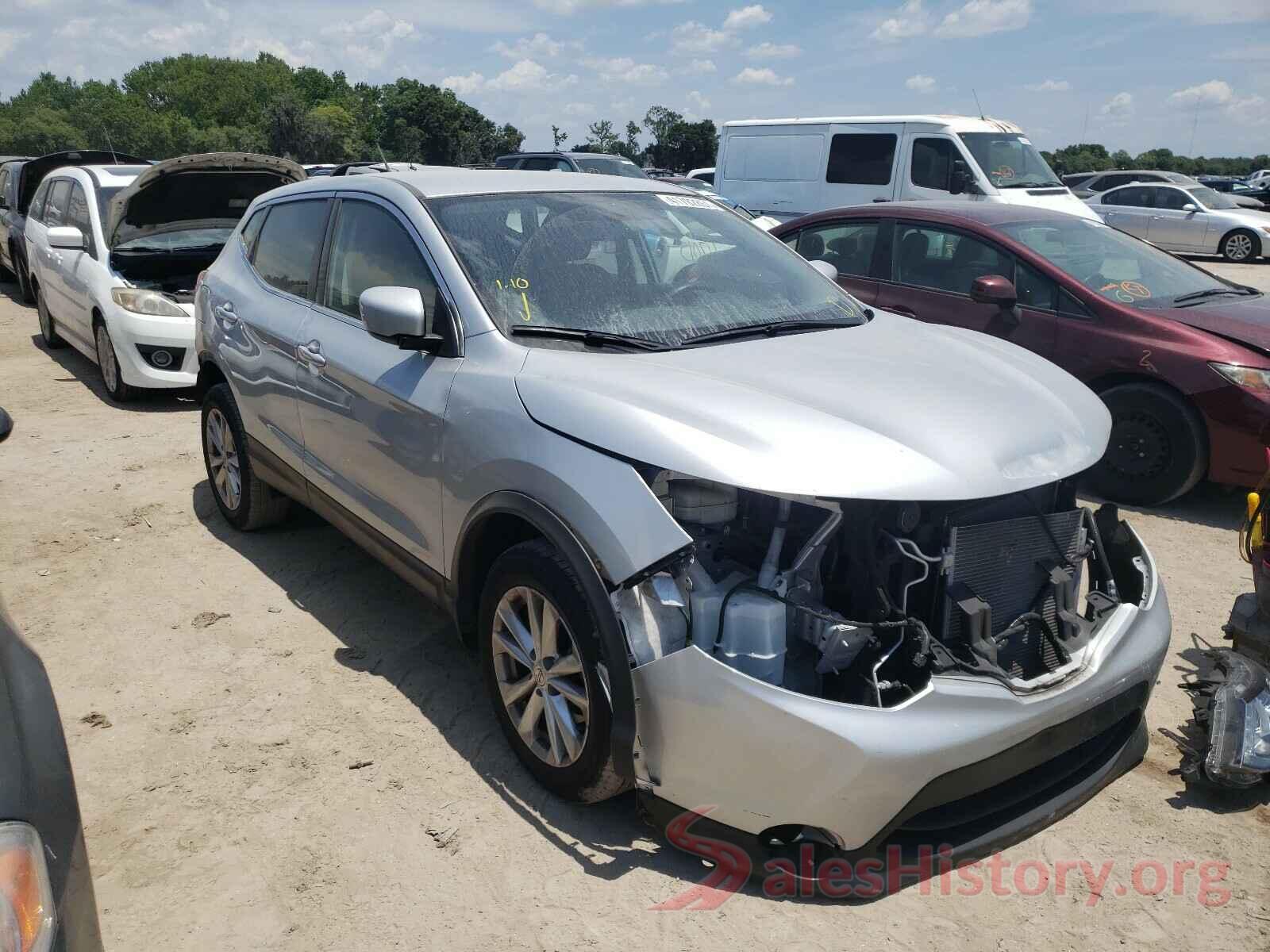 JN1BJ1CP2JW187506 2018 NISSAN ROGUE