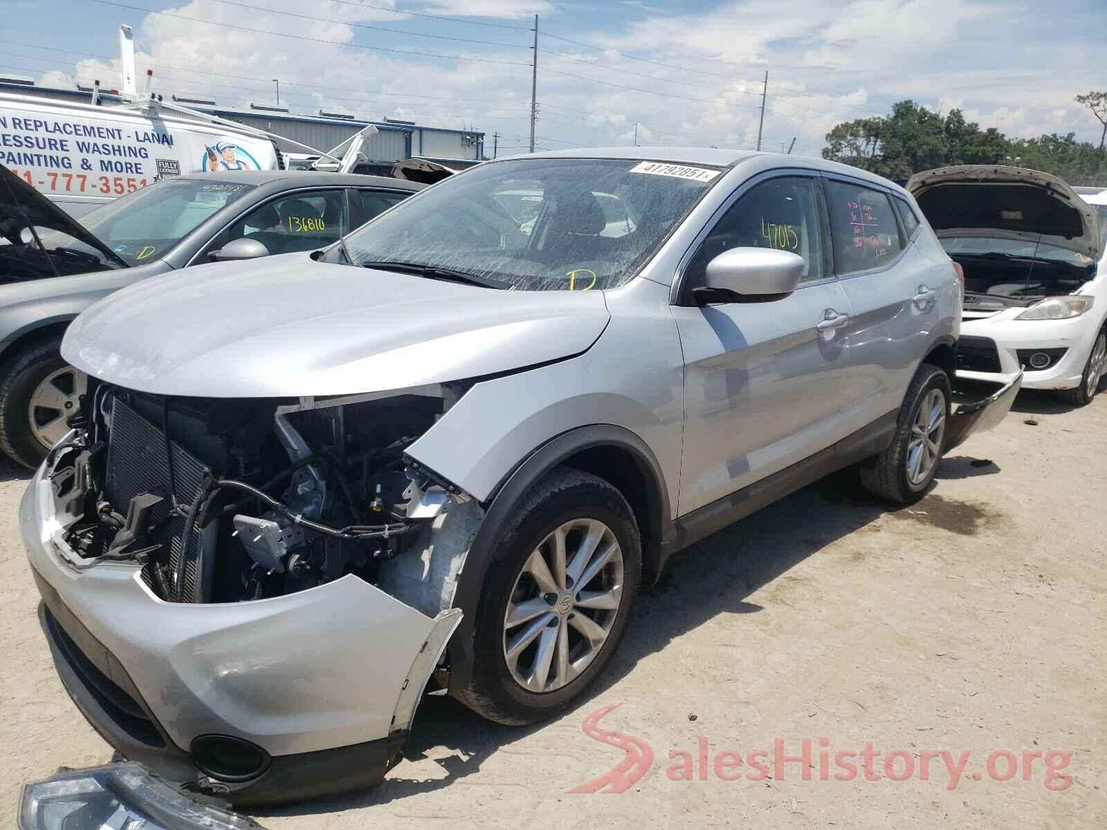 JN1BJ1CP2JW187506 2018 NISSAN ROGUE