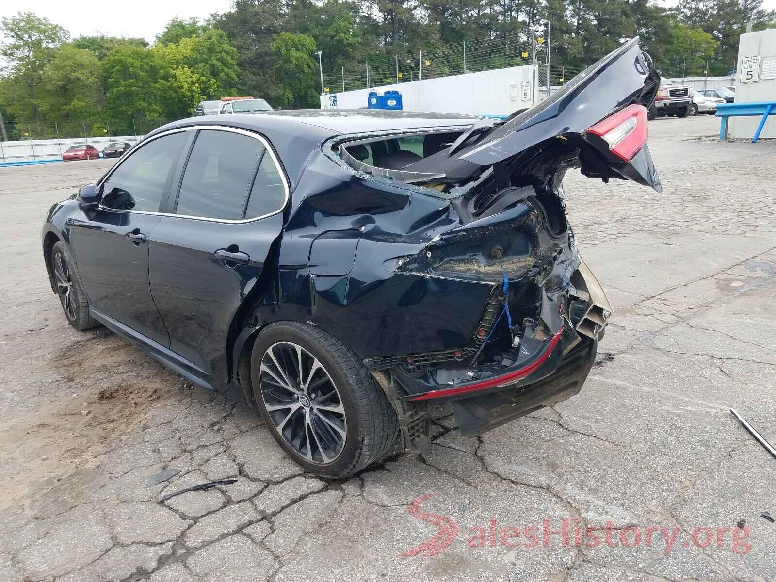 4T1B11HKXJU547171 2018 TOYOTA CAMRY