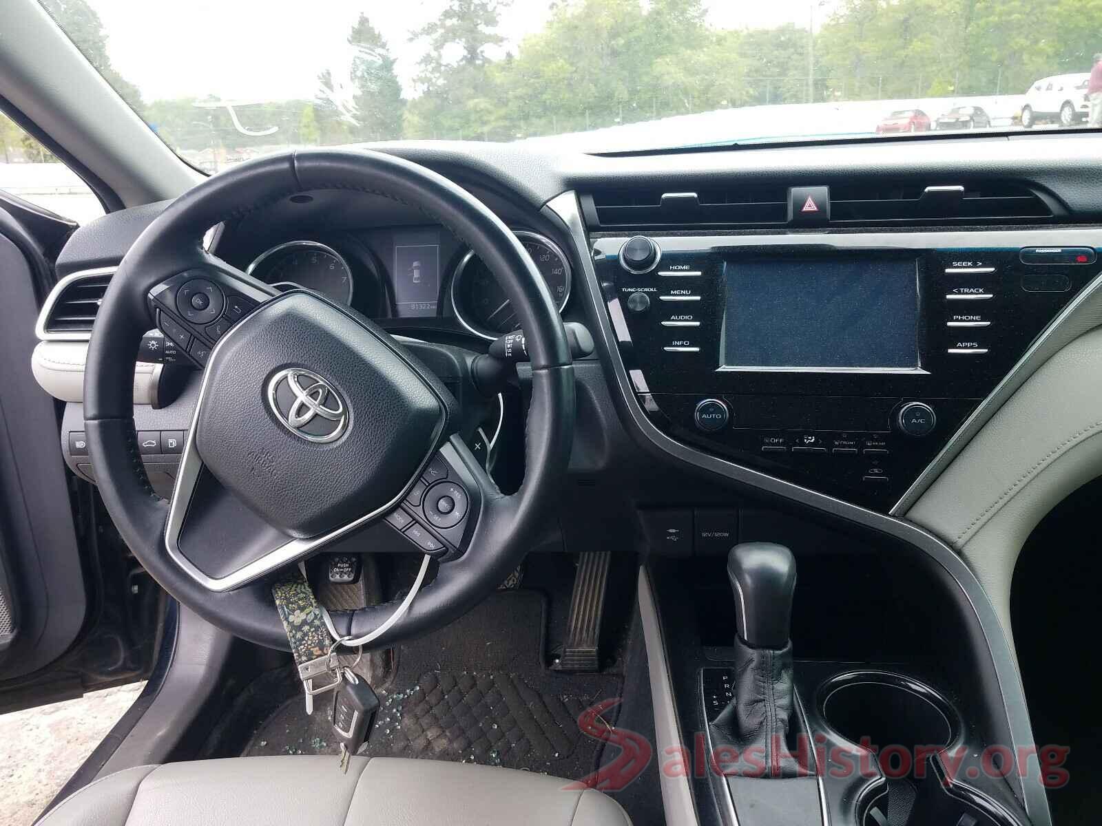 4T1B11HKXJU547171 2018 TOYOTA CAMRY