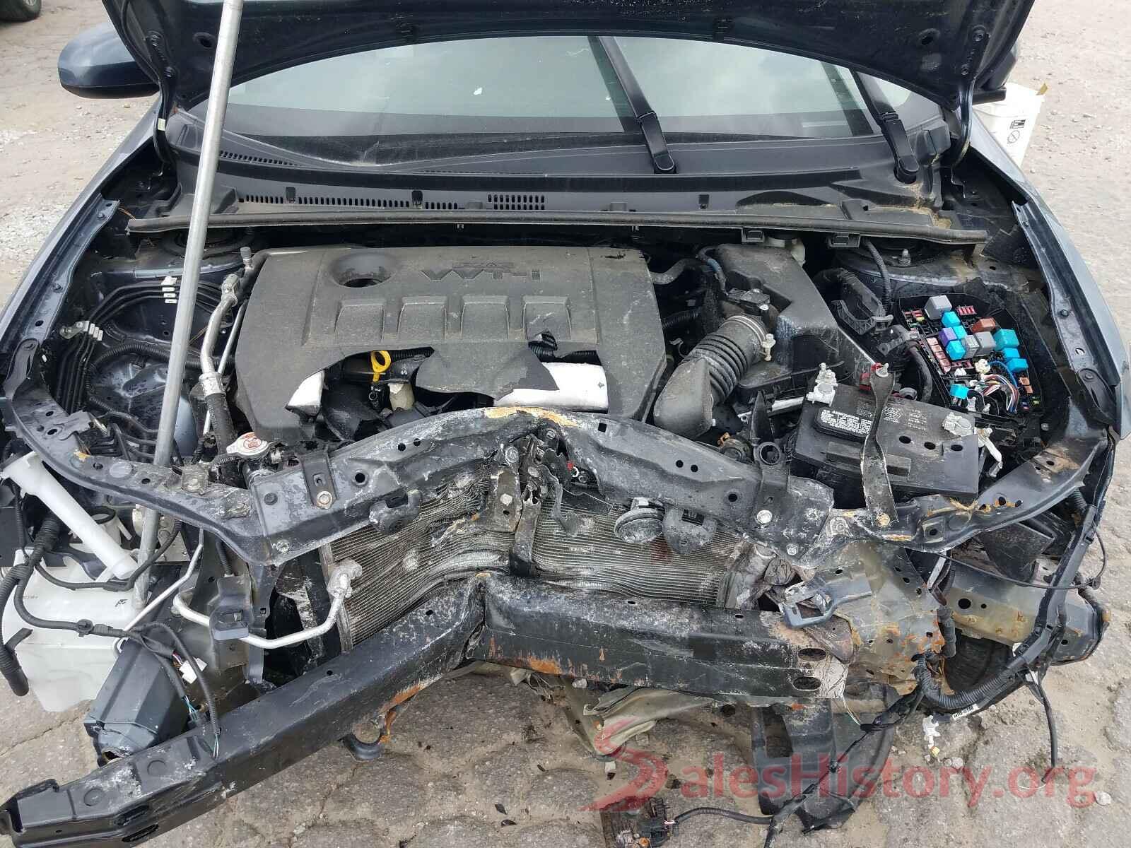 2T1BURHE8JC970266 2018 TOYOTA COROLLA