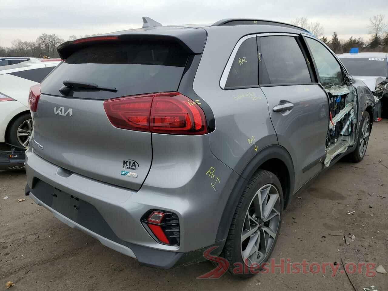 KNDCC3LCXN5498312 2022 KIA NIRO