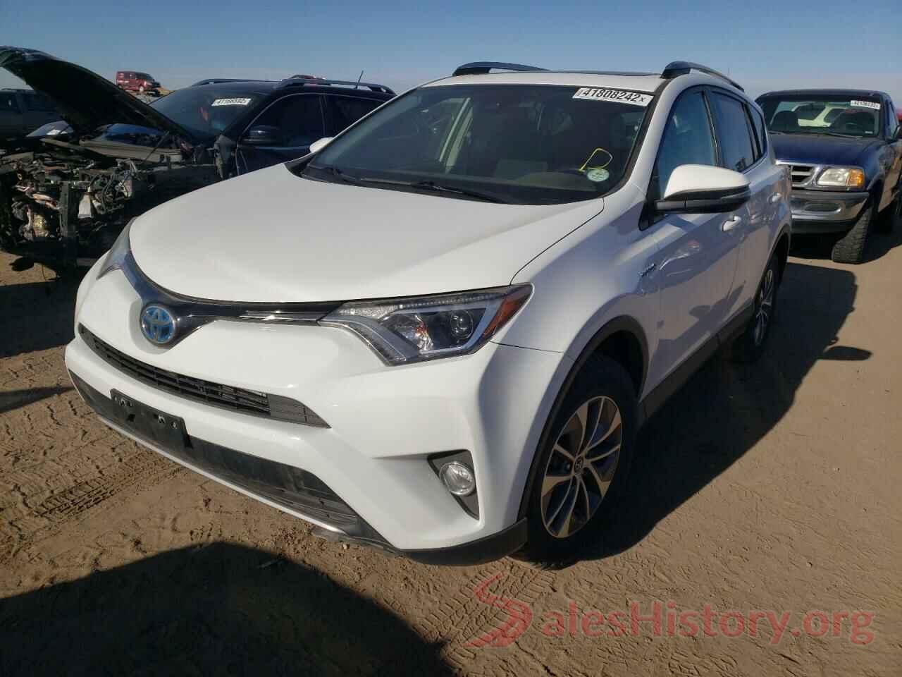 JTMRJREV4HD078556 2017 TOYOTA RAV4