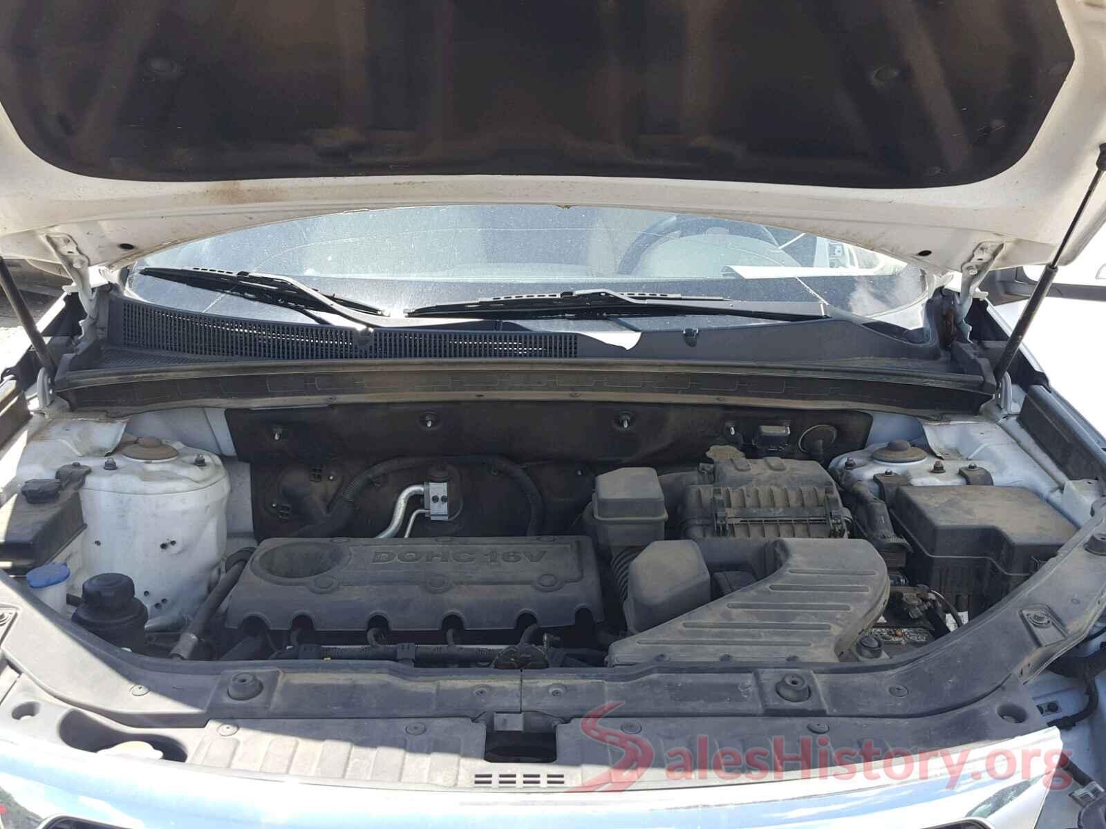 5XYKT3A17BG150791 2011 KIA SORENTO BASE