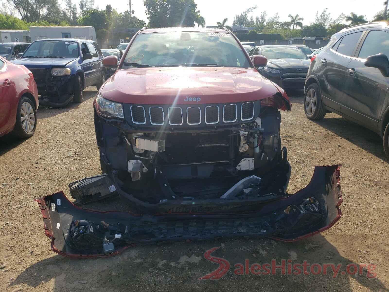 3C4NJCBB8KT668573 2019 JEEP COMPASS