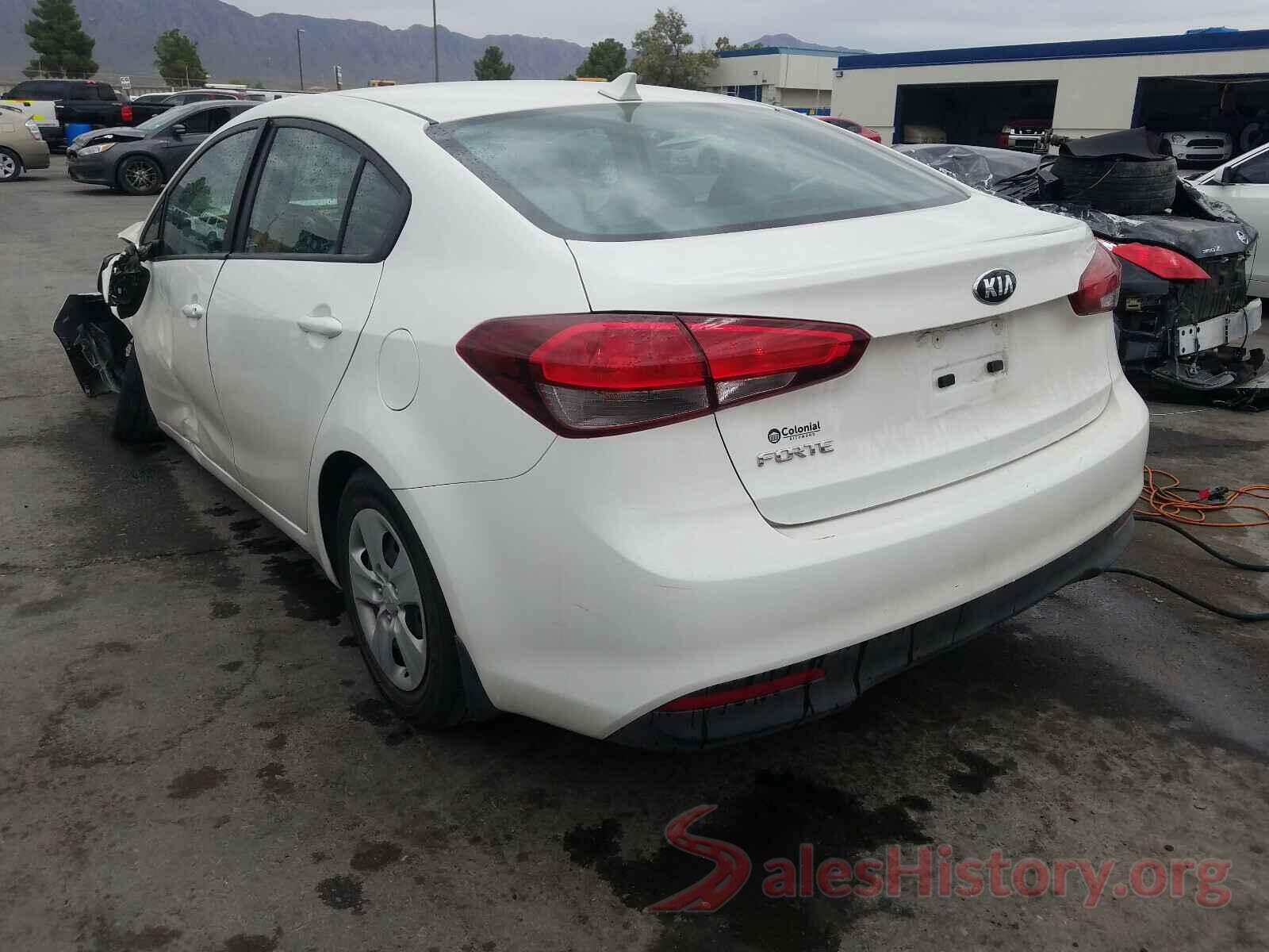 3KPFK4A76HE058589 2017 KIA FORTE