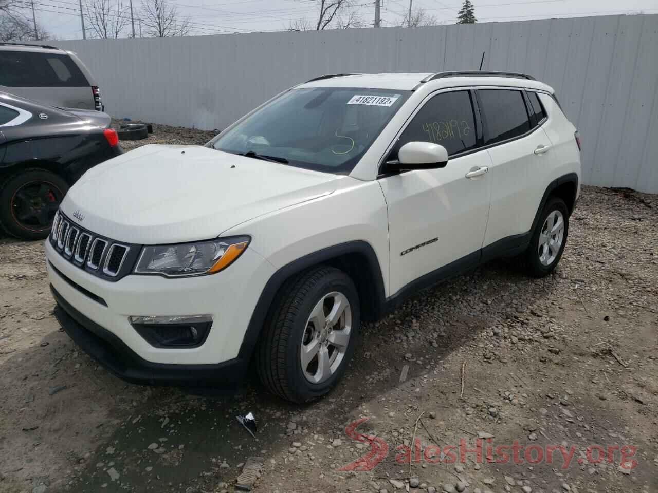 3C4NJDBB7JT262272 2018 JEEP COMPASS