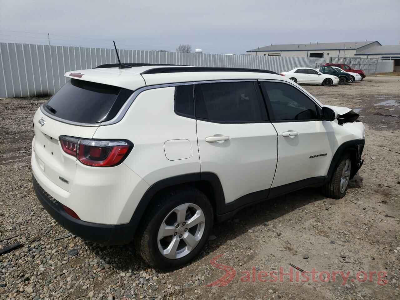 3C4NJDBB7JT262272 2018 JEEP COMPASS