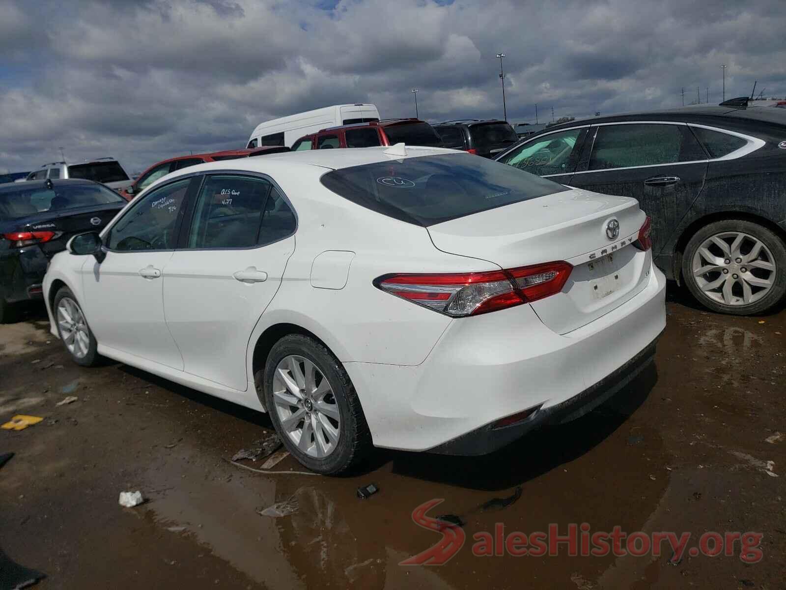 4T1B11HKXKU776077 2019 TOYOTA CAMRY