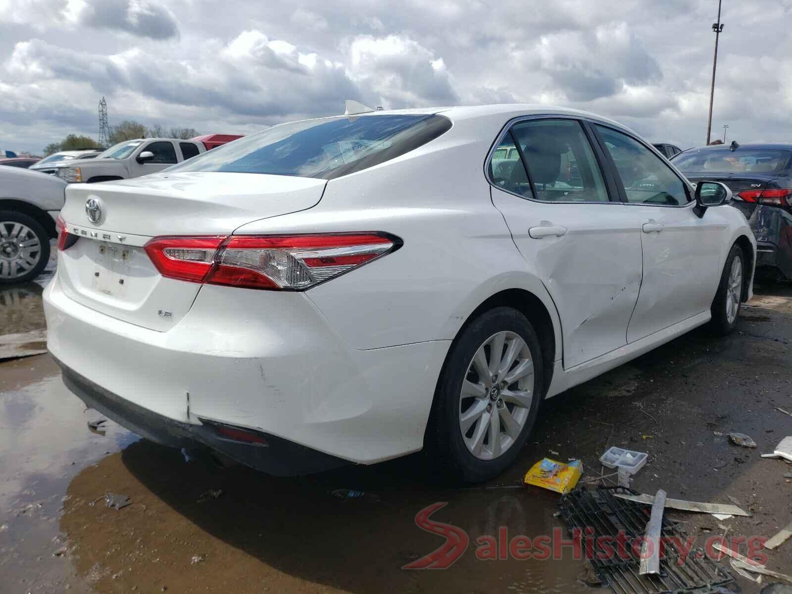 4T1B11HKXKU776077 2019 TOYOTA CAMRY